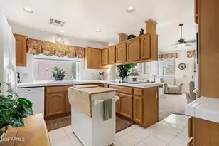 26034 S Saddletree Dr, Sun Lakes, AZ 85248 - Photo 18