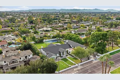 5633 E Lafayette Boulevard, Phoenix, AZ 85018 - Photo 2