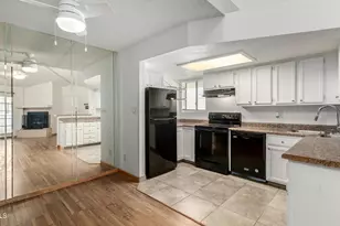 16402 N 31st St, Phoenix, AZ 85032 - Photo 4