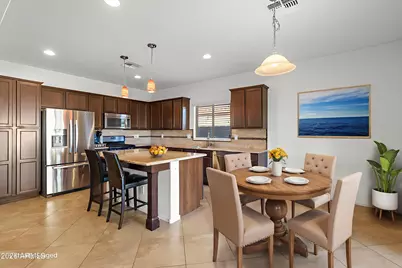 9964 W Patrick Lane, Peoria, AZ 85383 - Photo 8