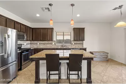 9964 W Patrick Lane, Peoria, AZ 85383 - Photo 6