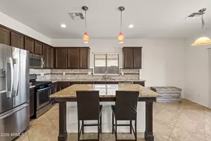 9964 W Patrick Ln, Peoria, AZ 85383 - Photo 6