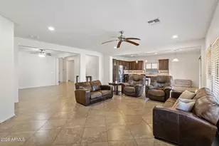 9964 W Patrick Ln, Peoria, AZ 85383 - Photo 12