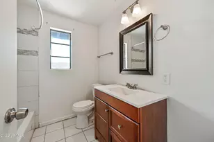 3949 E Earll Dr, Phoenix, AZ 85018 - Photo 18