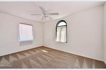 3949 E Earll Drive #Apt 14, Phoenix, AZ 85018 - Photo 24