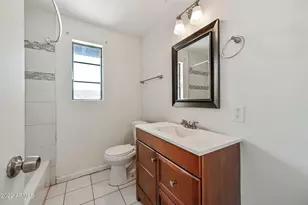 3949 E Earll Dr, Phoenix, AZ 85018 - Photo 18