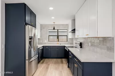 2437 E Tamarisk Avenue, Phoenix, AZ 85040 - Photo 12