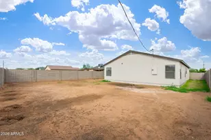 2437 E Tamarisk Ave, Phoenix, AZ 85040 - Photo 32