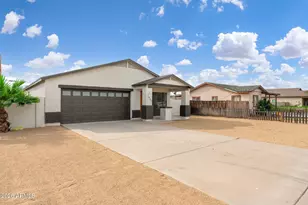 2437 E Tamarisk Ave, Phoenix, AZ 85040 - Photo 2