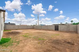 2437 E Tamarisk Ave, Phoenix, AZ 85040 - Photo 30