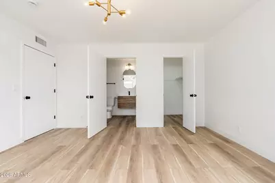 2437 E Tamarisk Avenue, Phoenix, AZ 85040 - Photo 18
