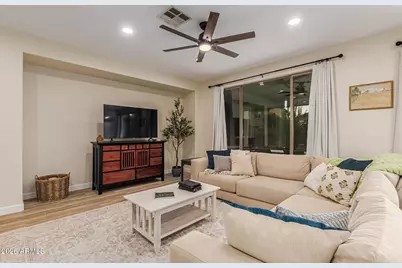 2513 E Zion Way, Chandler, AZ 85249 - Photo 8