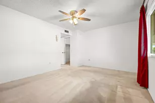 17214 N Palo Verde Dr, Sun City, AZ 85373 - Photo 14