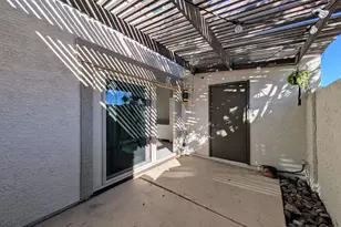 4114 E Union Hills Dr, Phoenix, AZ 85050 - Photo 36