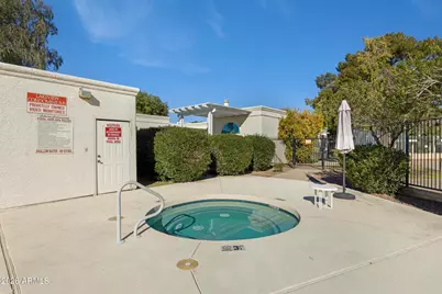 2724 W Desert Cove Avenue, Phoenix, AZ 85029 - Photo 32