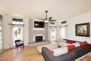 9785 N 80th Pl, Scottsdale, AZ 85258 - Photo 10