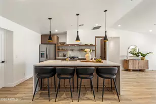 5414 N 82nd St, Scottsdale, AZ 85250 - Photo 1