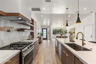 5414 N 82nd Street, Scottsdale, AZ 85250 - Photo 10