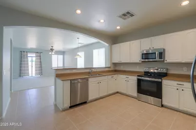 43460 W Caven Drive, Maricopa, AZ 85138 - Photo 14