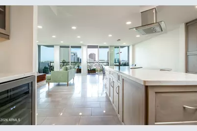 2323 N Central Avenue #705, Phoenix, AZ 85004 - Photo 2