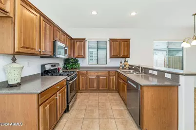 1634 W Owens, Anthem, AZ 85086 - Photo 4