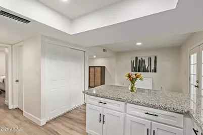 1627 E Logan Drive, Tempe, AZ 85282 - Photo 10