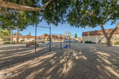 1627 E Logan Drive, Tempe, AZ 85282 - Photo 38