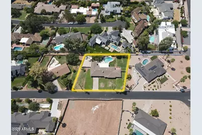 4616 N 49th Place, Phoenix, AZ 85018 - Photo 1