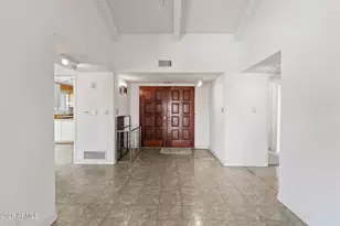 114 E San Miguel Ave, Phoenix, AZ 85012 - Photo 4