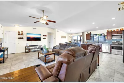 8912 N Johnson Court, Maricopa, AZ 85139 - Photo 10