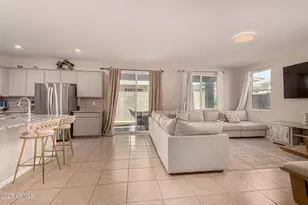 17320 W Daley Ln, Surprise, AZ 85387 - Photo 2