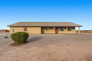 2770 E Davis Pass Pass, Eloy, AZ 85131 - Photo 2