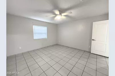 1023 E Old Southern Avenue #B, Phoenix, AZ 85042 - Photo 8