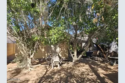 285 W Washington Avenue, Gilbert, AZ 85233 - Photo 16