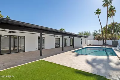 342 E Orangewood Avenue, Phoenix, AZ 85020 - Photo 42