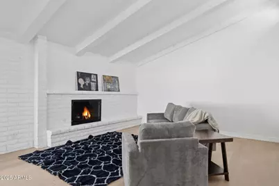 342 E Orangewood Avenue, Phoenix, AZ 85020 - Photo 8