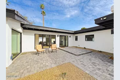 342 E Orangewood Avenue, Phoenix, AZ 85020 - Photo 4