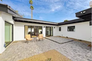 342 E Orangewood Ave, Phoenix, AZ 85020 - Photo 4