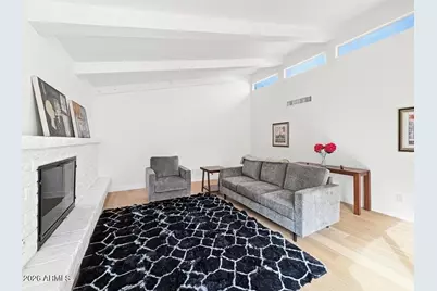 342 E Orangewood Avenue, Phoenix, AZ 85020 - Photo 10