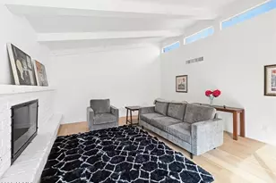 342 E Orangewood Ave, Phoenix, AZ 85020 - Photo 10