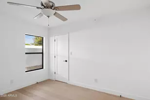 342 E Orangewood Ave, Phoenix, AZ 85020 - Photo 32