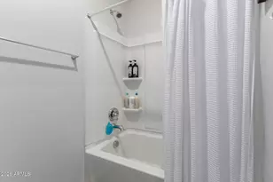 2929 W Laredo Ln, Phoenix, AZ 85085 - Photo 22