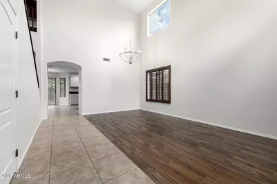 10046 W Veliana Way, Tolleson, AZ 85353 - Photo 4