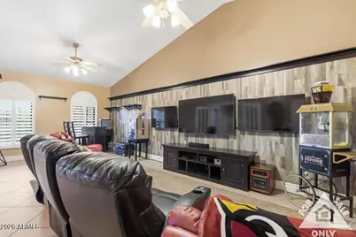 3203 E Ellis Street, Mesa, AZ 85213 - Photo 8