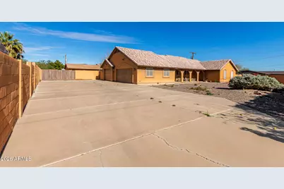 8812 W Pinnacle Peak Road, Peoria, AZ 85383 - Photo 8