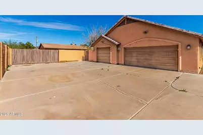 8812 W Pinnacle Peak Road, Peoria, AZ 85383 - Photo 10