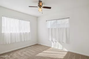 5438 E Pinchot Ave, Phoenix, AZ 85018 - Photo 22