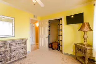 8922 N 17th Ln, Phoenix, AZ 85021 - Photo 18