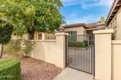 12388 W Fetlock Trail, Peoria, AZ 85383 - Photo 4