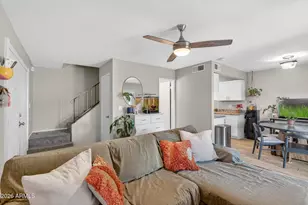 6017 W Golden Ln, Glendale, AZ 85302 - Photo 8